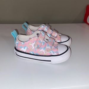Converse with unicorns. Size 4